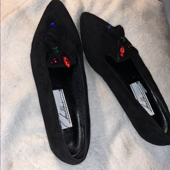 Chandelier Brand Black Suede Flats w/Jewel Accts - Picture 3 of 10